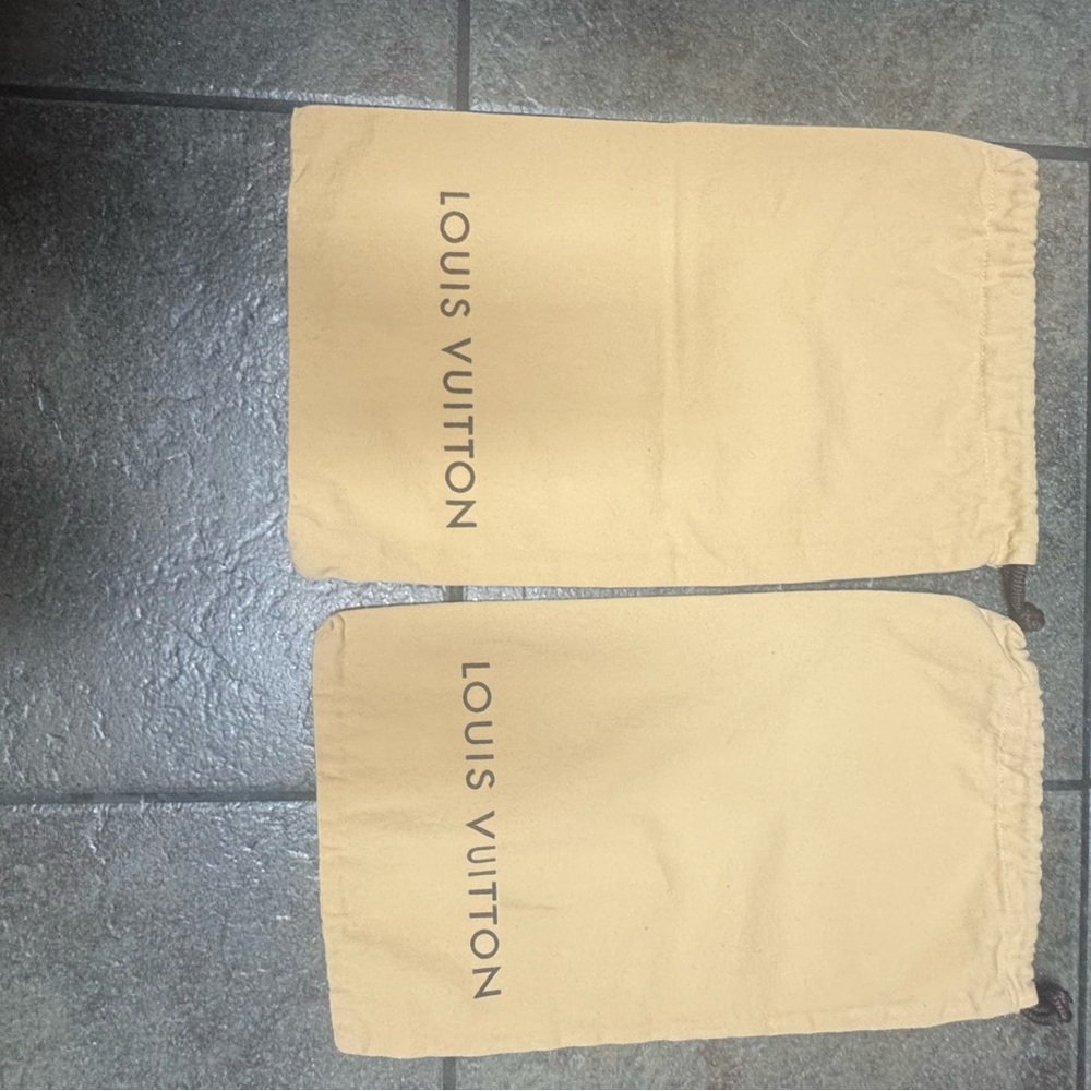 Two Louis Vuitton Yellow Dust Bags - Picture 4 of 4